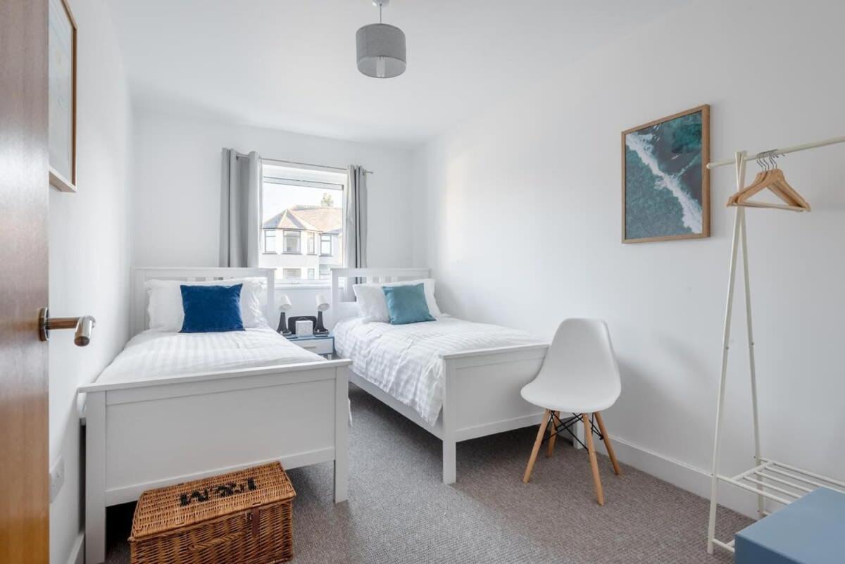 Apartment Spacious Flat Sea Views & Private Parking Fistral *